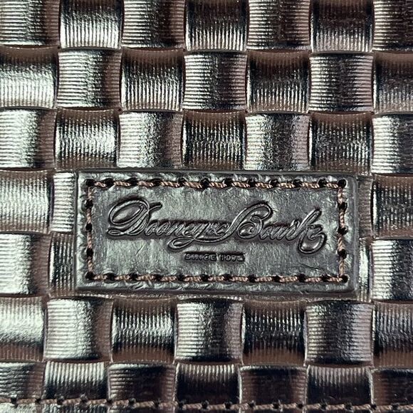 Dooney & Bourke Chocolate Brown Woven Flat Leather Wristlet Wallet - Picture 2 of 6